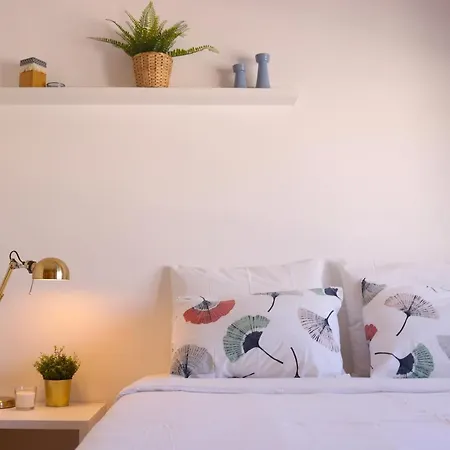 Apartman New! Top Floor With Stunning Sea View *